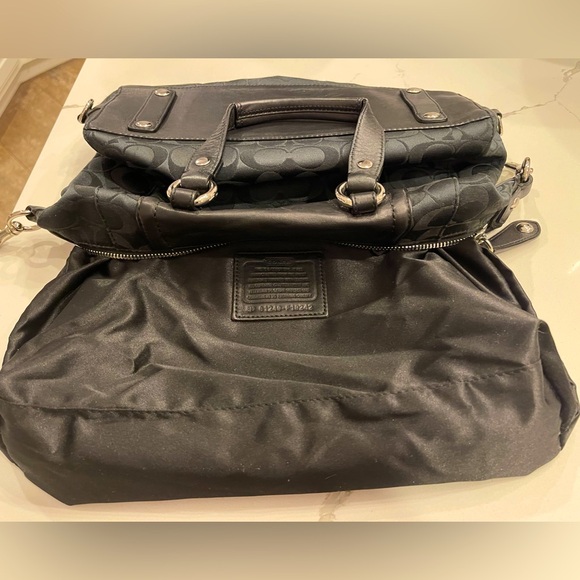 COACH Ashley Signature Satchel in black. EUC - Picture 15 of 17